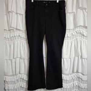 Old Navy Mid-Rise Boot-Cut Jeans - Black